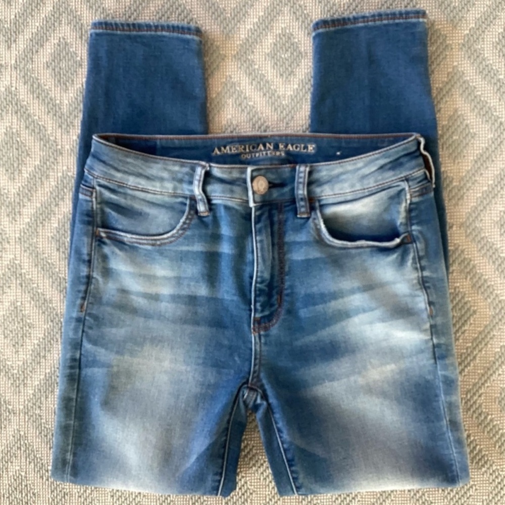 American Eagle Outfitters Super Stretch Hi-Rise Jegging Crop Size 6 Regular EUC